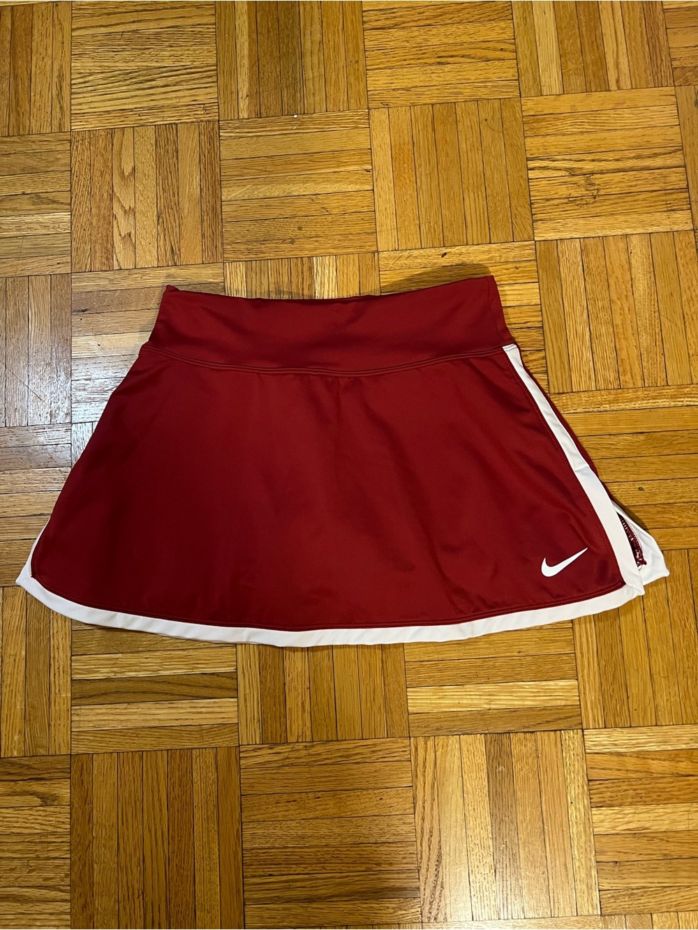 Tennis Core Nike Burgundy Athletic Tennis Skort with White Trim size small